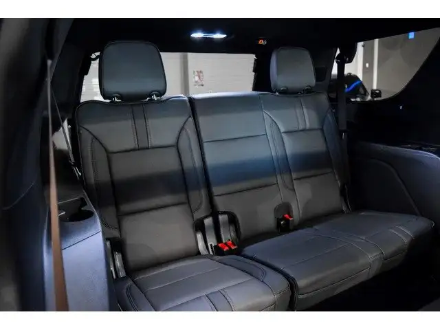 Chevrolet Tahoe view 14
