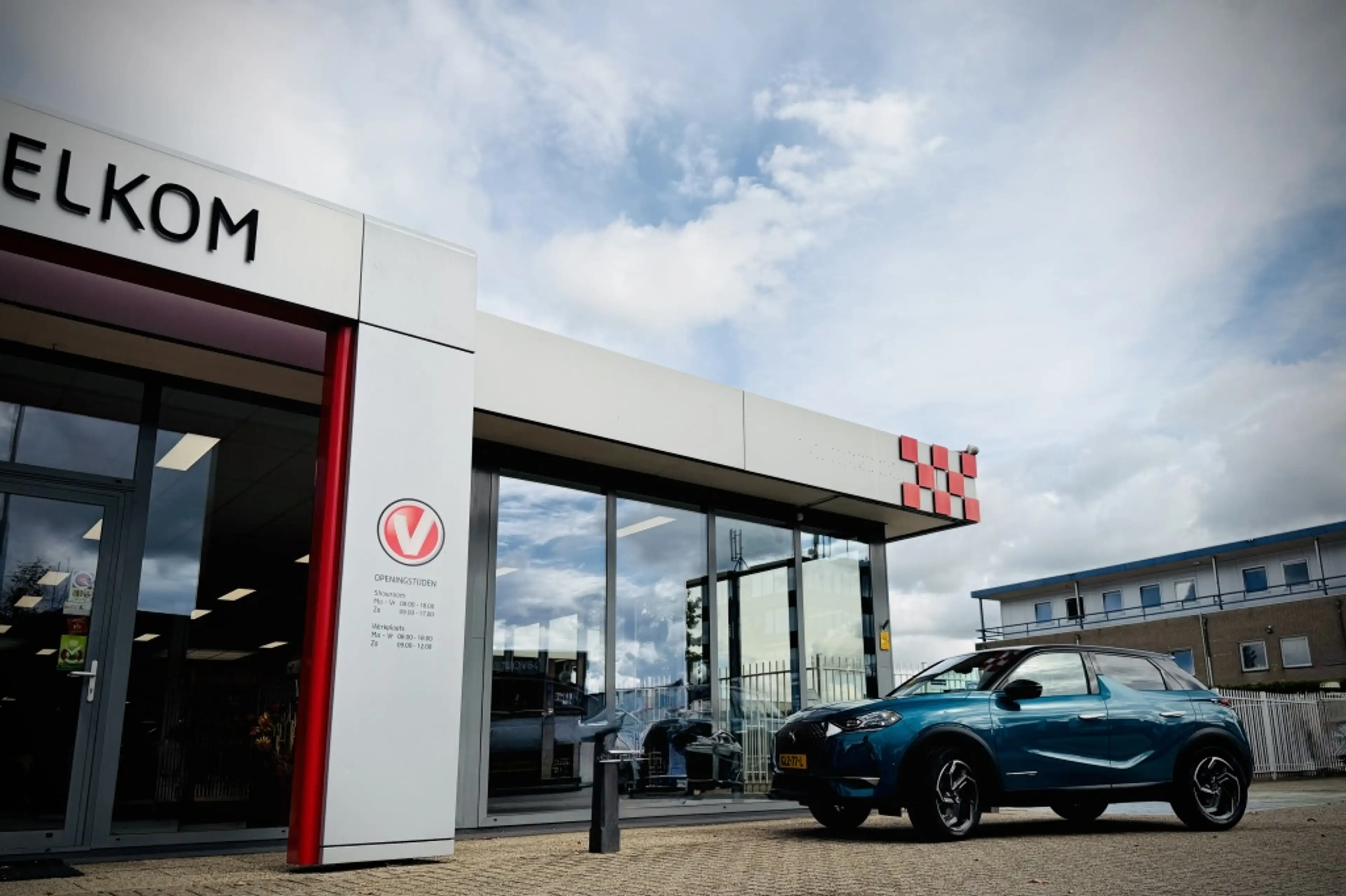 DS Automobiles DS 3 Crossback 1.2 La Premiere | ADAPT. CRUISE | TREKHAAK | LEDER — photo 5