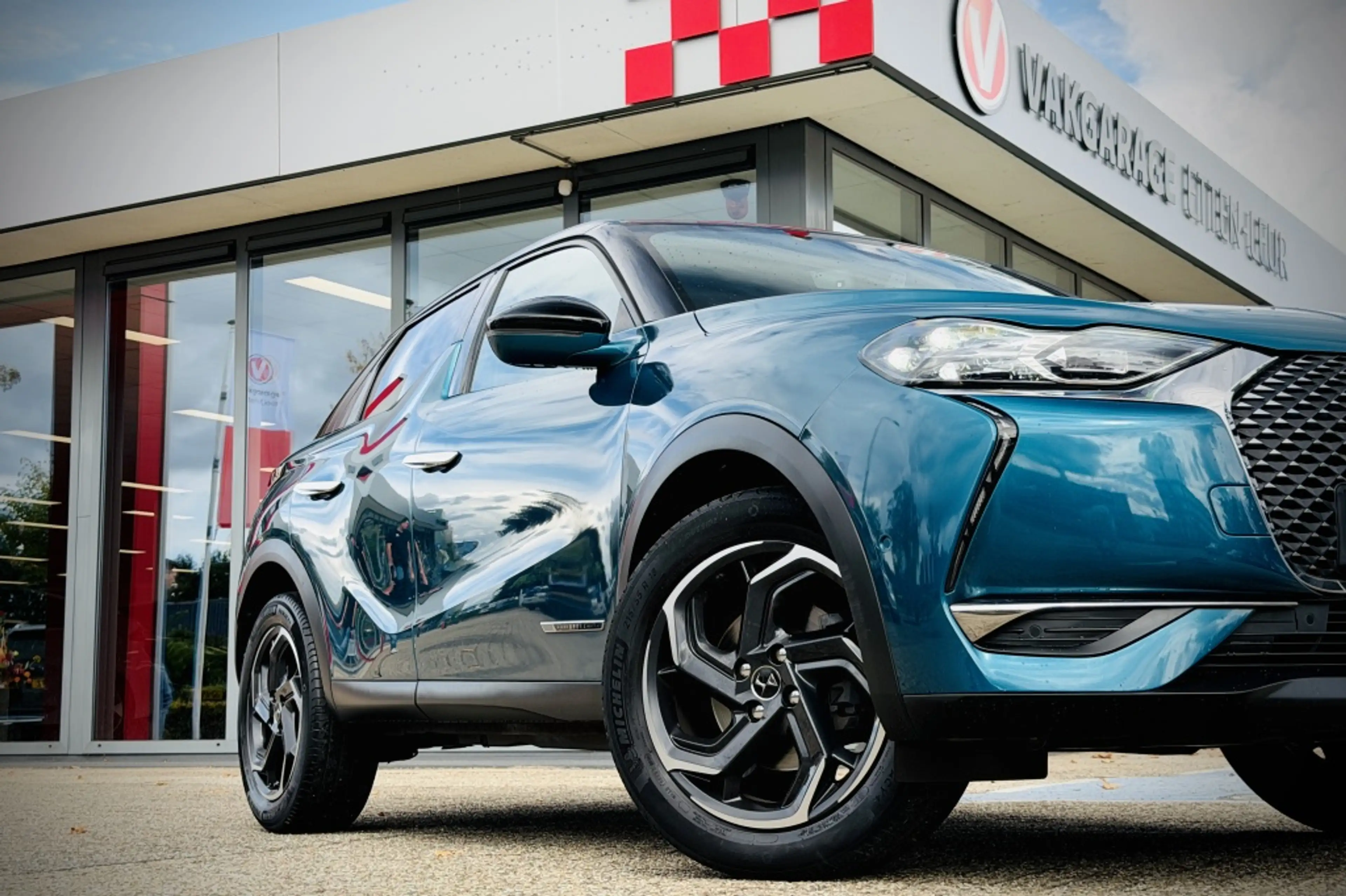DS Automobiles DS 3 Crossback 1.2 La Premiere | ADAPT. CRUISE | TREKHAAK | LEDER — photo 3