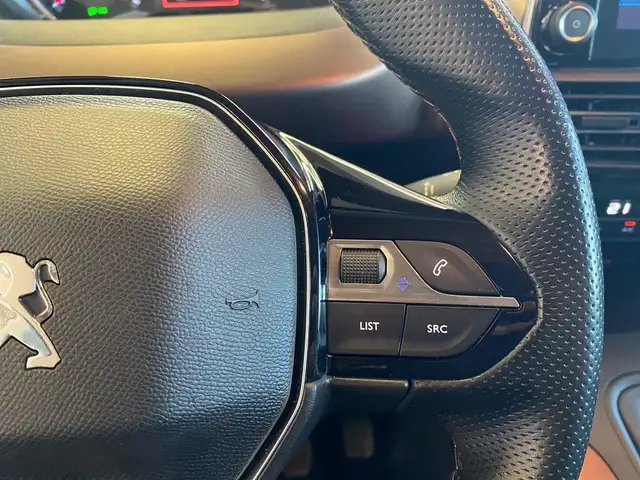 Peugeot Rifter view 14