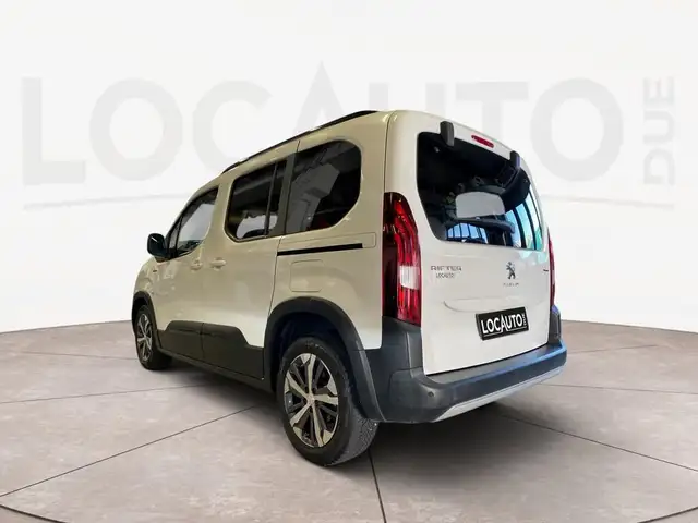 Peugeot Rifter view 5