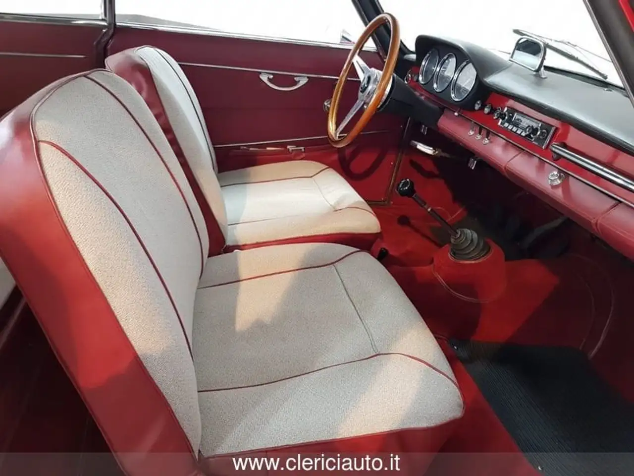Alfa Romeo Giulia Sprint 1600, foto 8