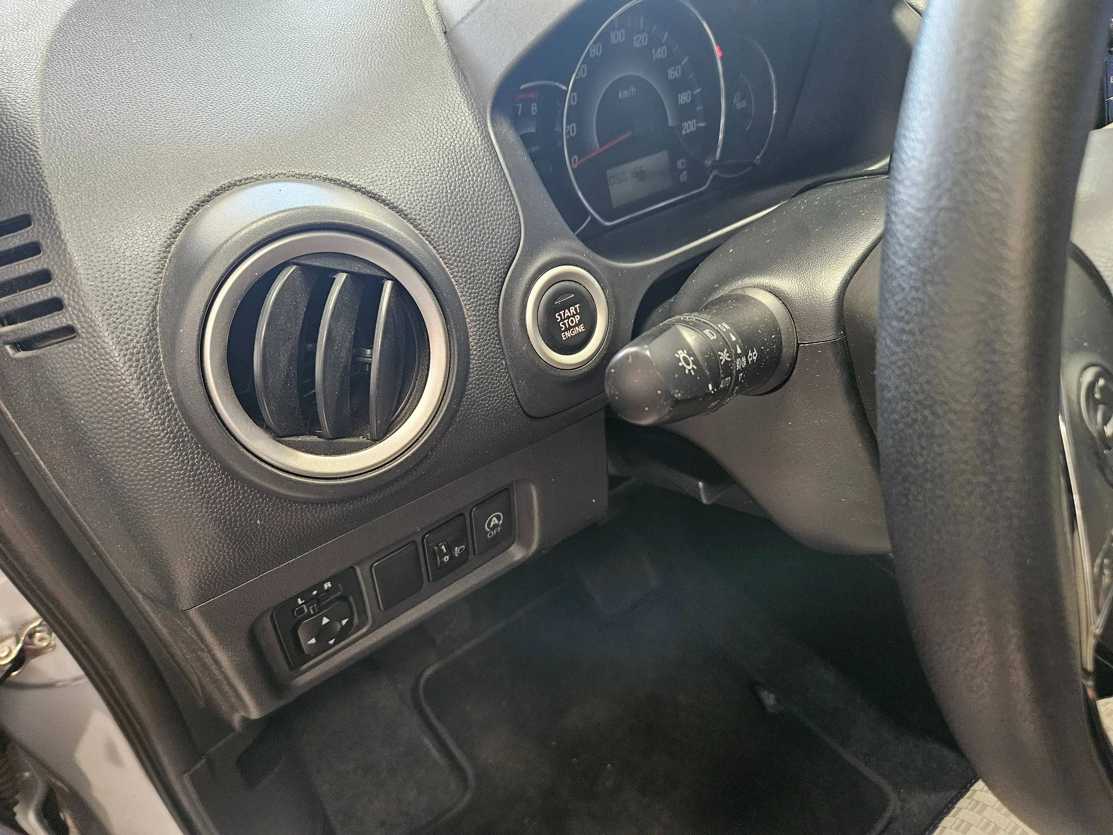 Mitsubishi Space Star Top,1.2,KLIMA,ZV,SHZ,NAVI,Einparkkamera mit Sensoren — photo 14