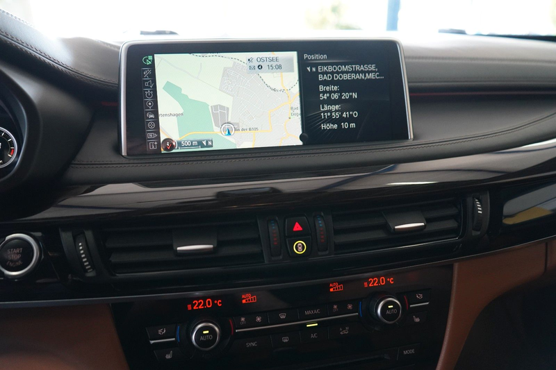 BMW X6 xDrive 30 d XENON / NAVI / LEDER / R-KAM /HUD — photo 14
