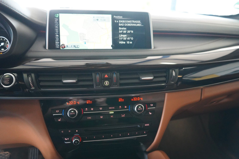BMW X6 xDrive 30 d XENON / NAVI / LEDER / R-KAM /HUD — photo 15