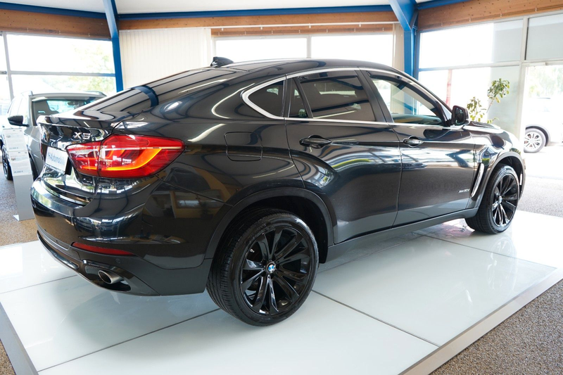 BMW X6 xDrive 30 d XENON / NAVI / LEDER / R-KAM /HUD — photo 4