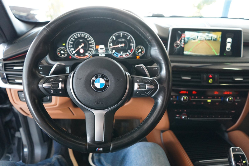 BMW X6 xDrive 30 d XENON / NAVI / LEDER / R-KAM /HUD — photo 13