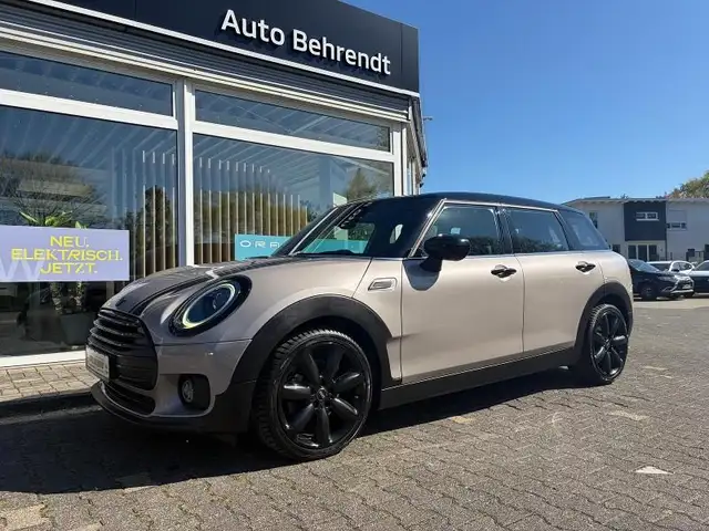 MINI Cooper Clubman 1.5 Classic Trim PANO Unfallfrei