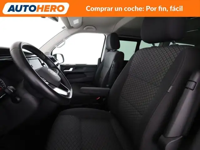 Volkswagen Multivan view 11