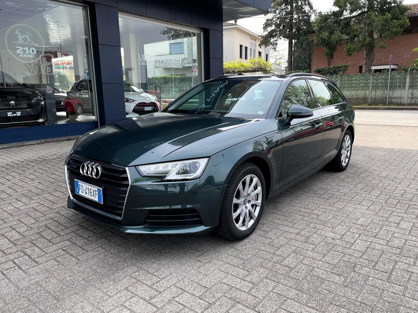 Audi A4 Avant 3.0 tdi Business Sport 4 272cv tiptronic Groen - 1