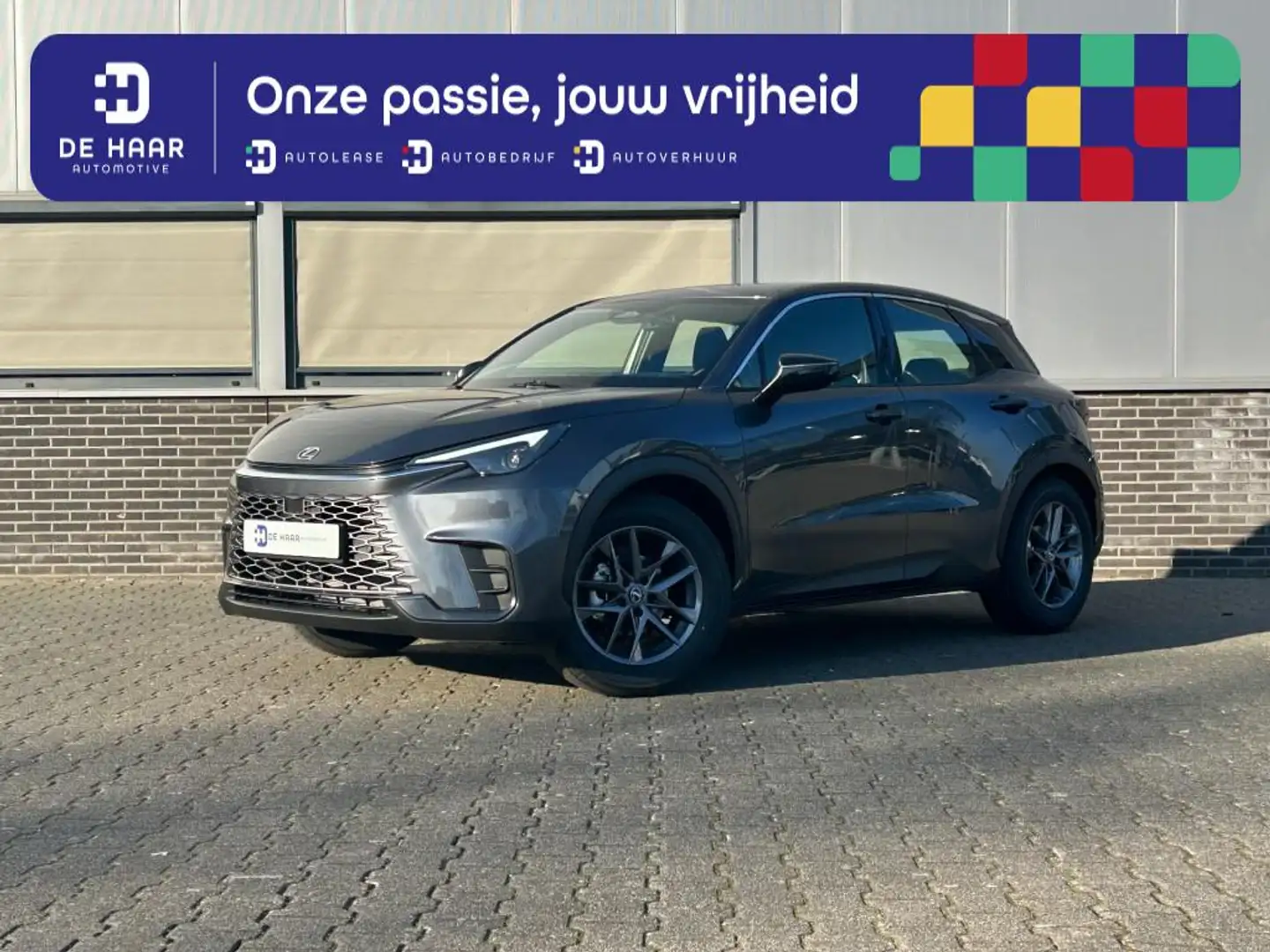 Lexus LBX BusinessLine 2WD - NIEUW - Trekhaak - Dodehoeksens Grijs - 1