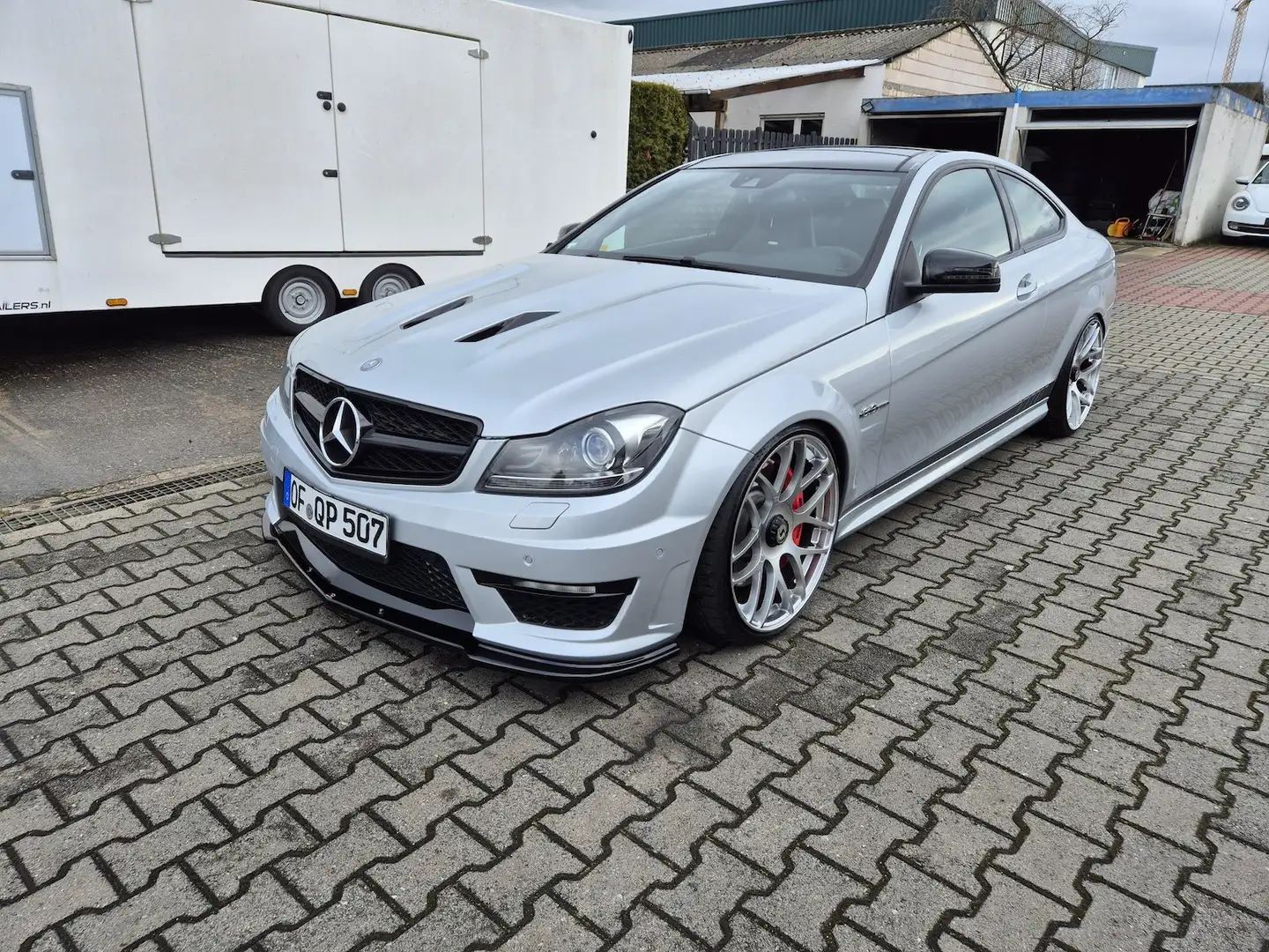Mercedes-Benz C 63 AMG Coupe Edition 507 Panoramadach Silber - 1