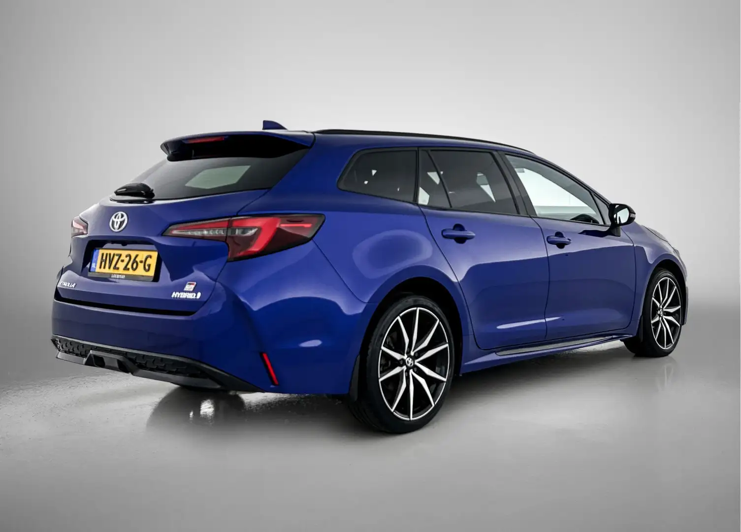 Toyota Corolla Touring Sports Hybrid 140 GR Sport Limited | Uniek Blau - 2