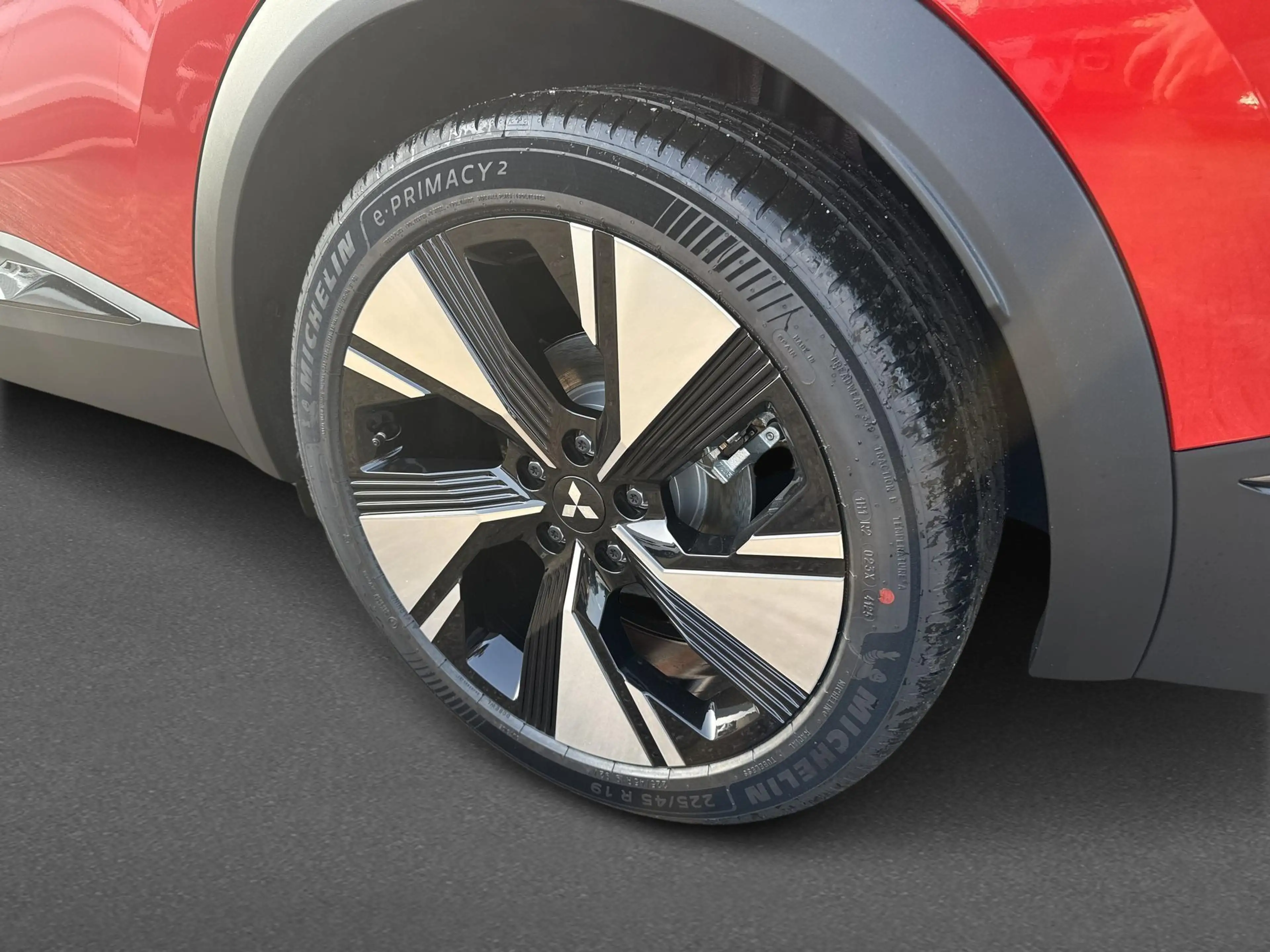 Mitsubishi Grandis 1.8 HEV First Edition | 19 Inch LM | Winter pakket — photo 12
