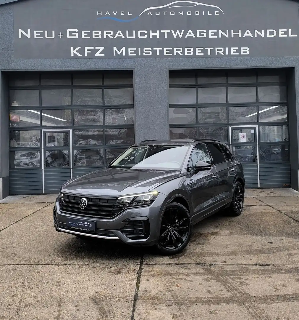 Volkswagen Touareg R-Line 4Motion Luftfeder AHK Standhzg Grau - 1