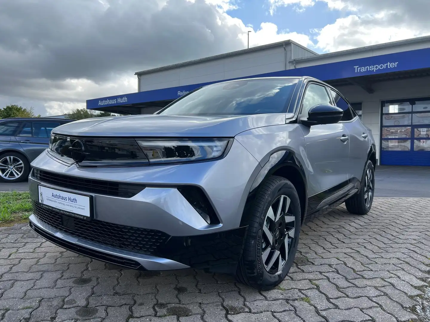 Opel Mokka 1.2 GS AHK LED KAMERA APP DAB Grau - 1