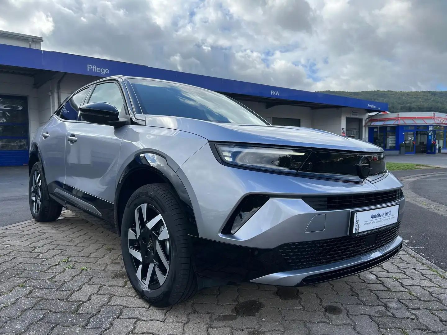 Opel Mokka 1.2 GS AHK LED KAMERA APP DAB Grau - 2