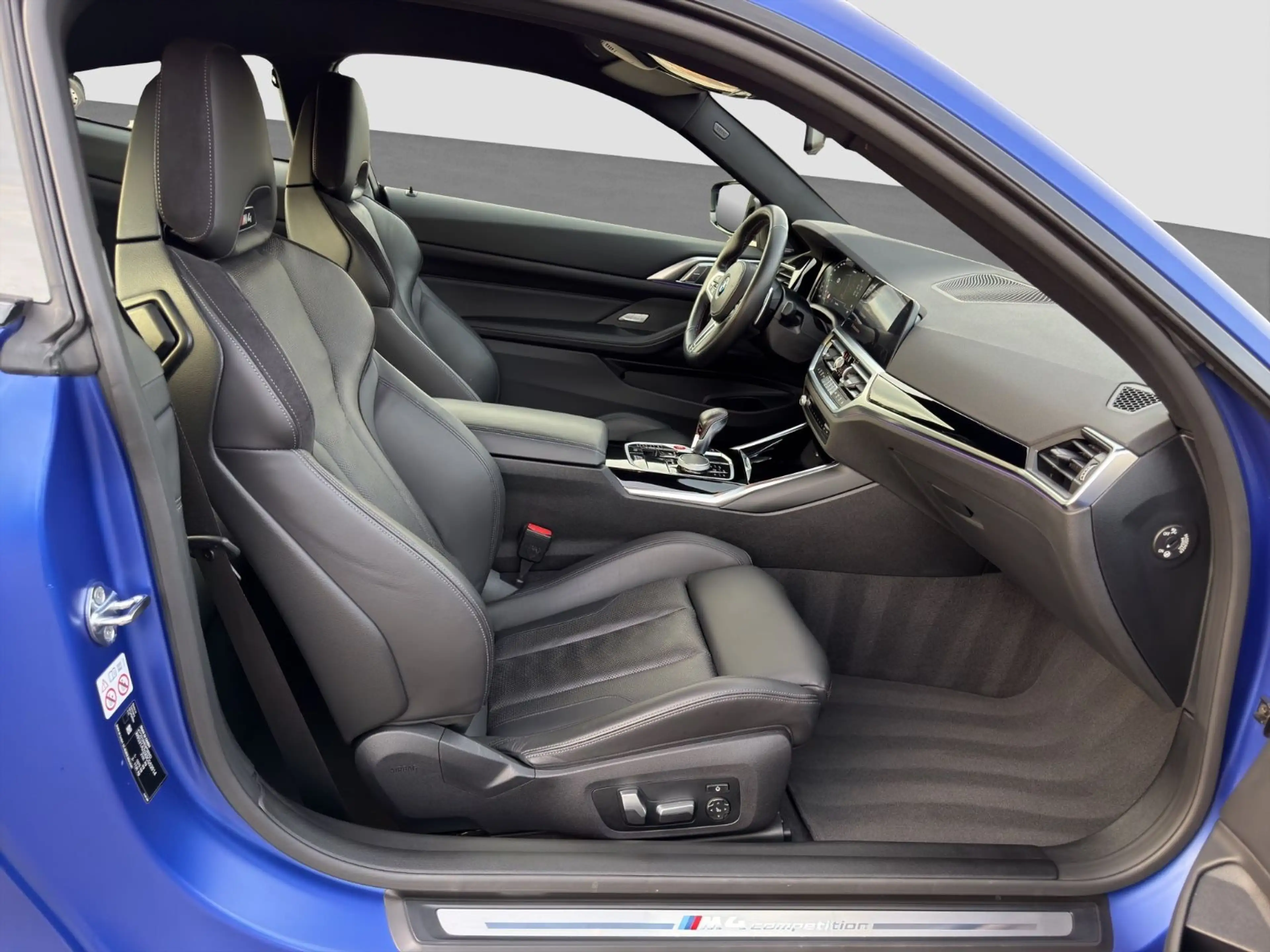 BMW M4 Coupe Competition-H&K-CARBON-FROZEN-LASER-HUD — photo 11