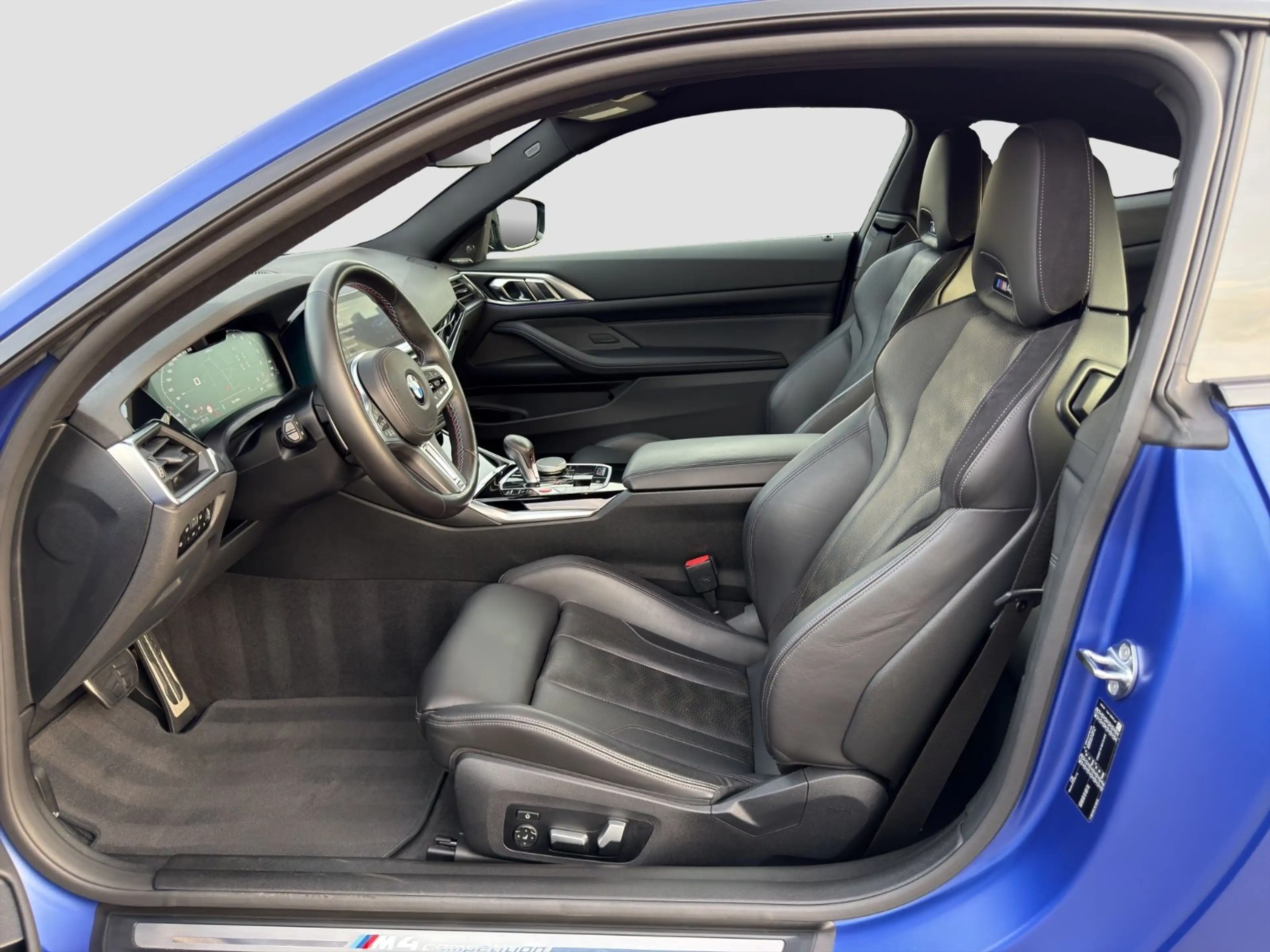 BMW M4 Coupe Competition-H&K-CARBON-FROZEN-LASER-HUD — photo 9