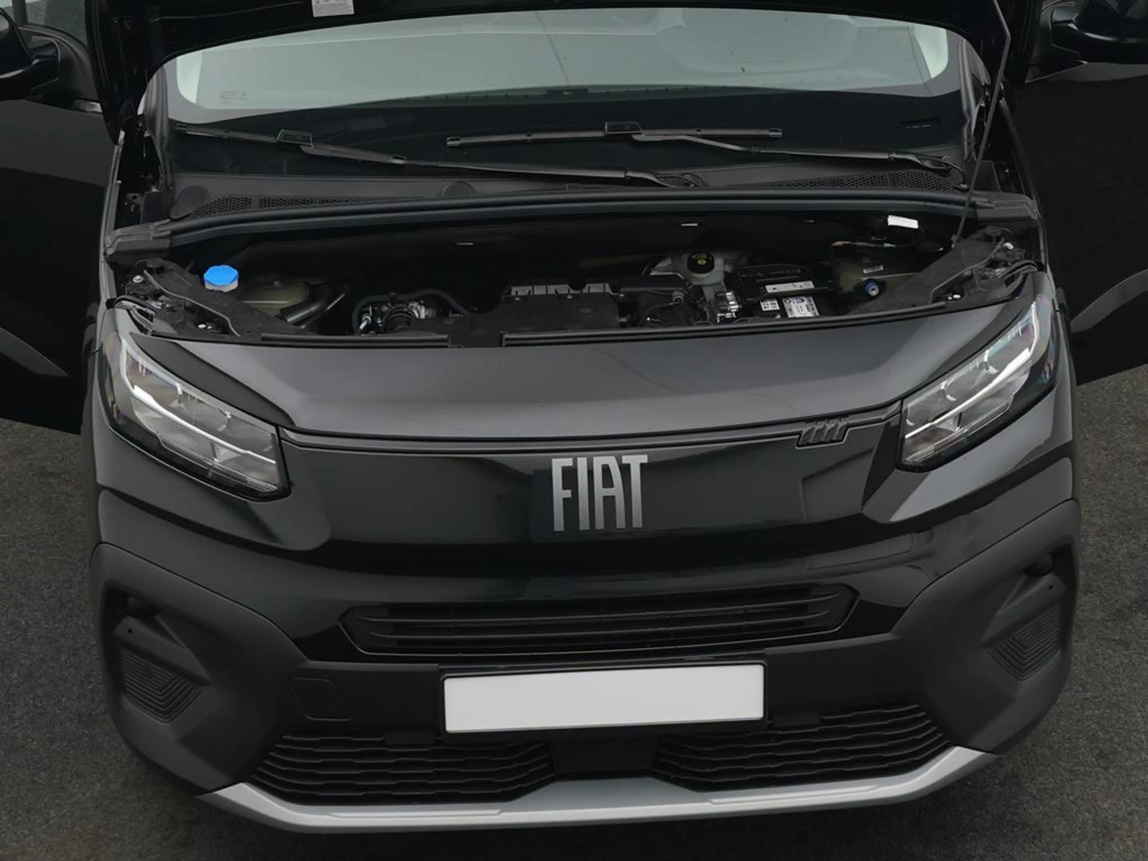 Fiat Qubo L 5-Sitzer ICON — photo 8