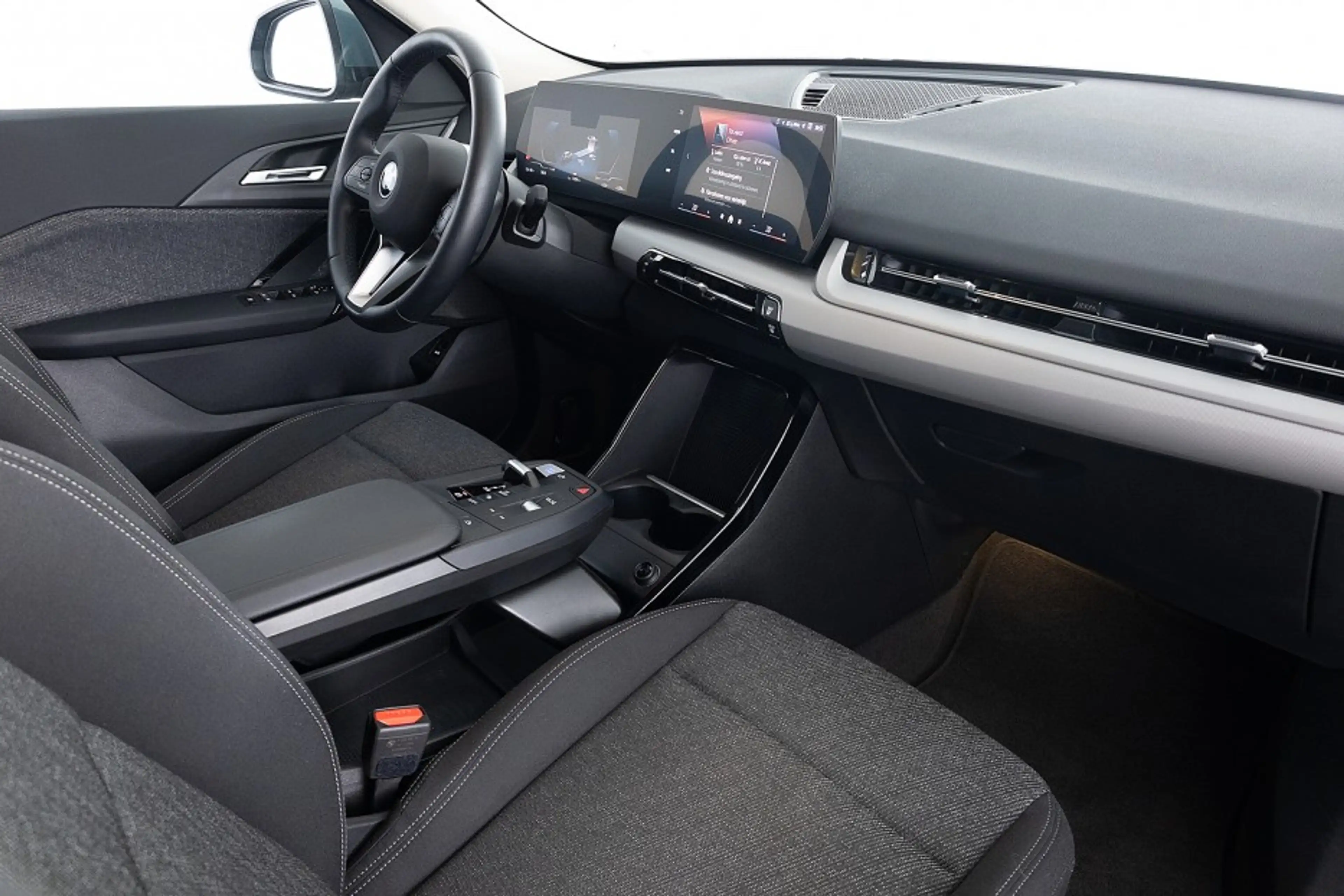 BMW iX2 eDrive20 67 kWh | Full LED | NAVI | PDC | ECC | SO — photo 4
