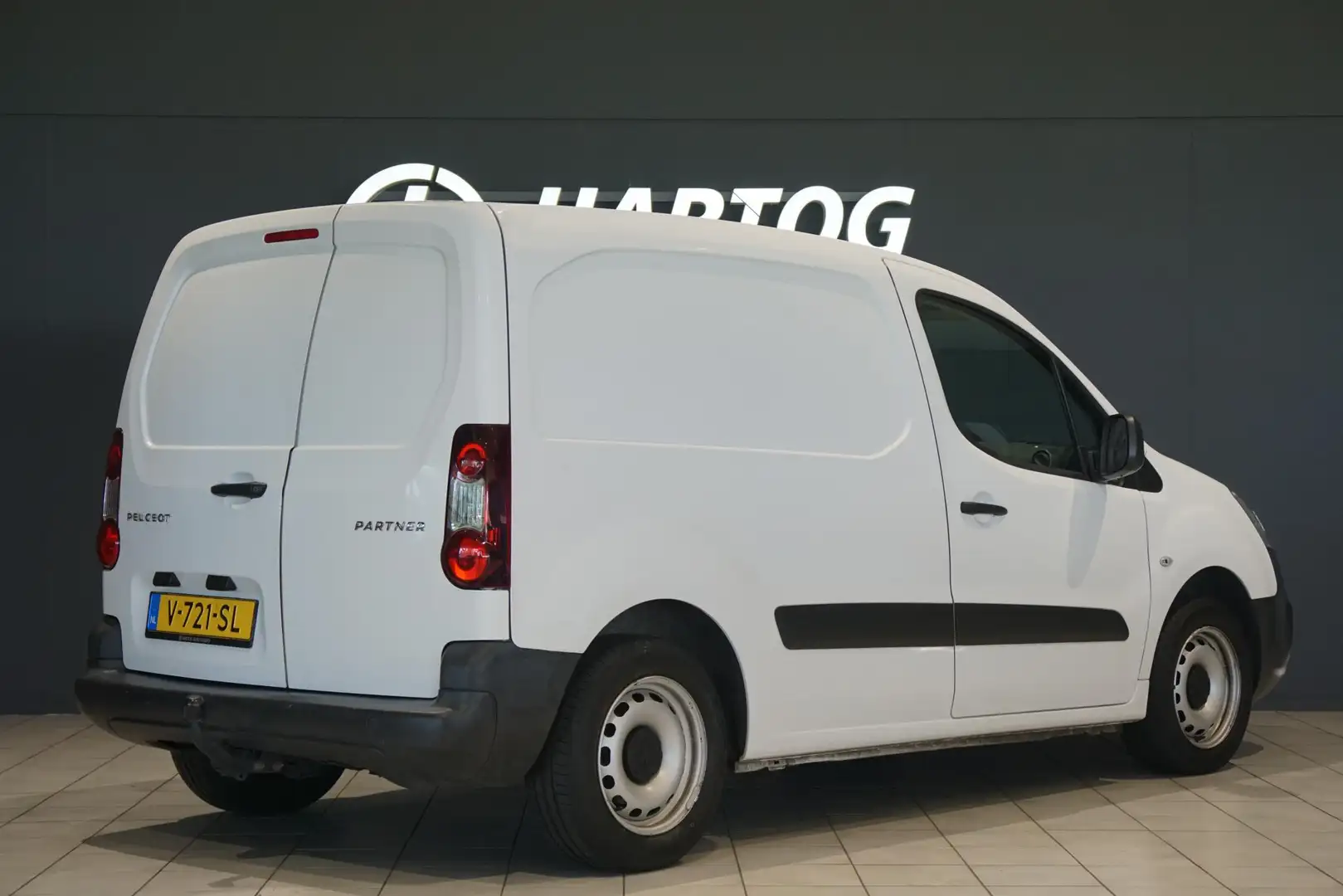 Peugeot Partner 120 1.6 BlueHDi 75 L1 + TREKHAAK / AIRCO - 2