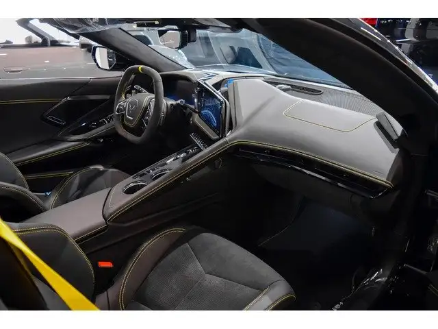 Chevrolet Monza Convertible view 6