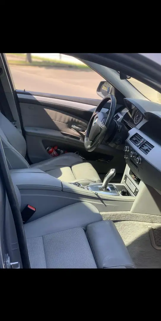BMW 525 525d Gris - 1