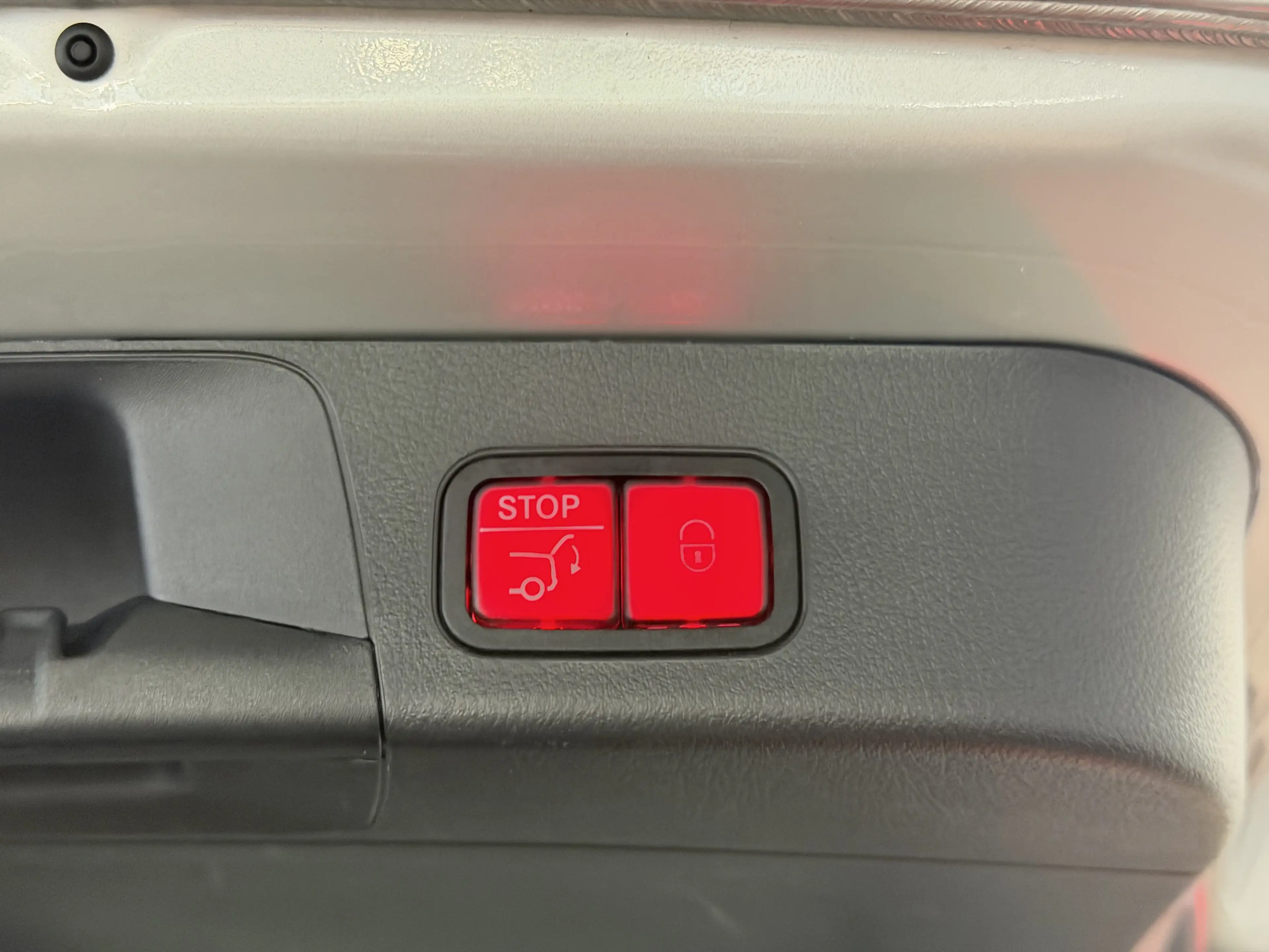 Mercedes-Benz EQB 250 Advanced Plus | Pano | 360° Kam | HUD — photo 12