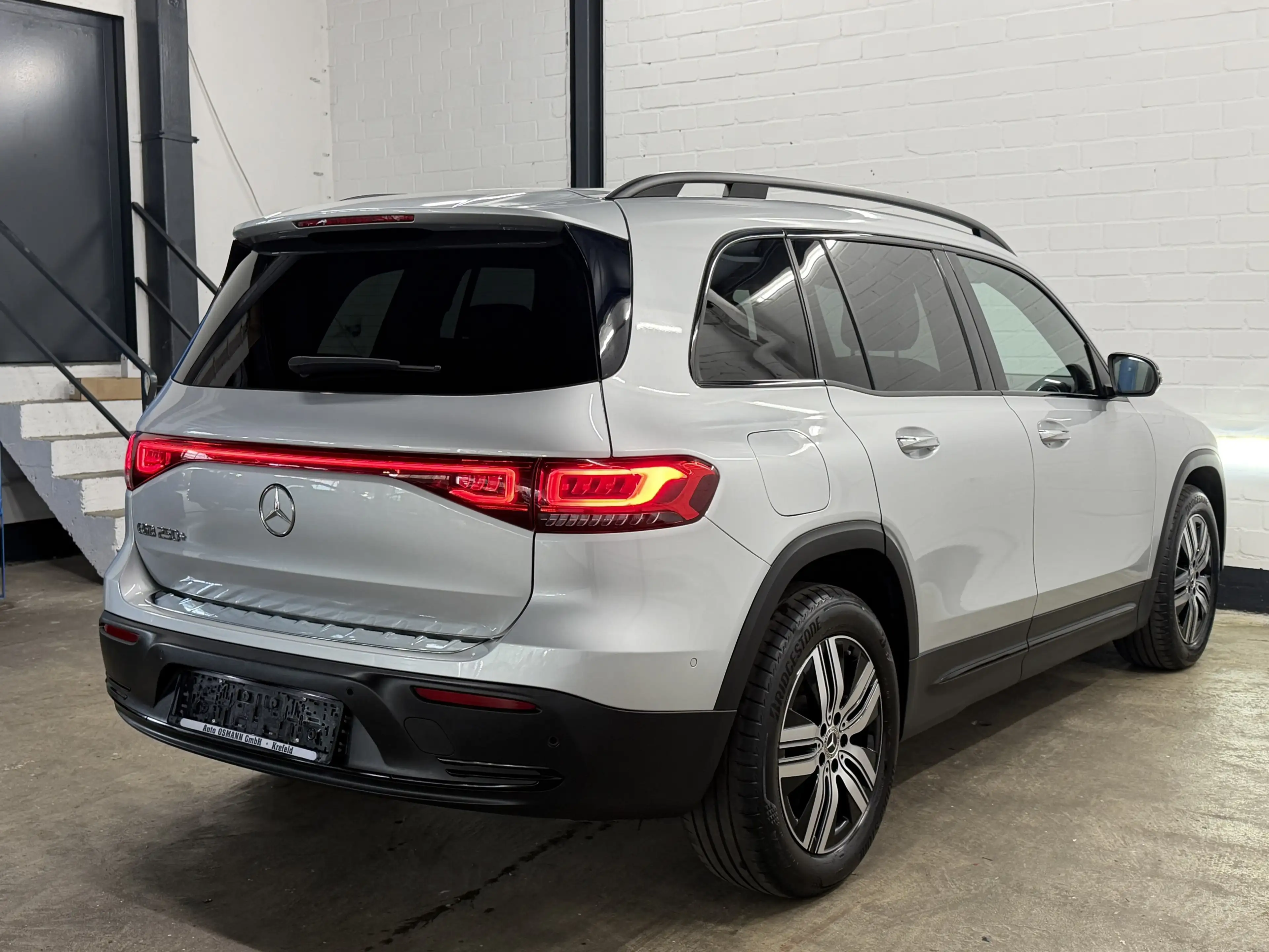 Mercedes-Benz EQB 250 Advanced Plus | Pano | 360° Kam | HUD — photo 8