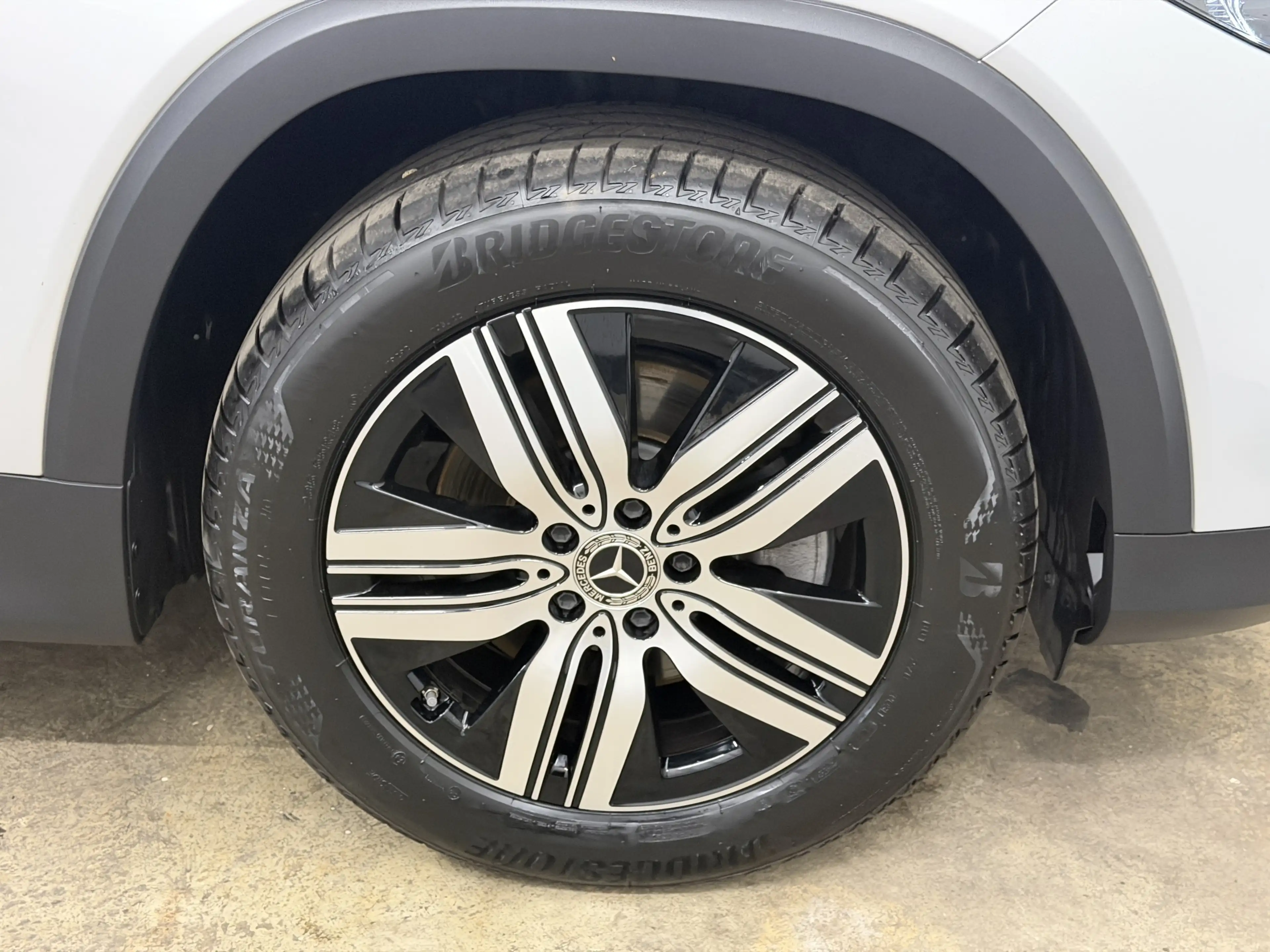 Mercedes-Benz EQB 250 Advanced Plus | Pano | 360° Kam | HUD — photo 15