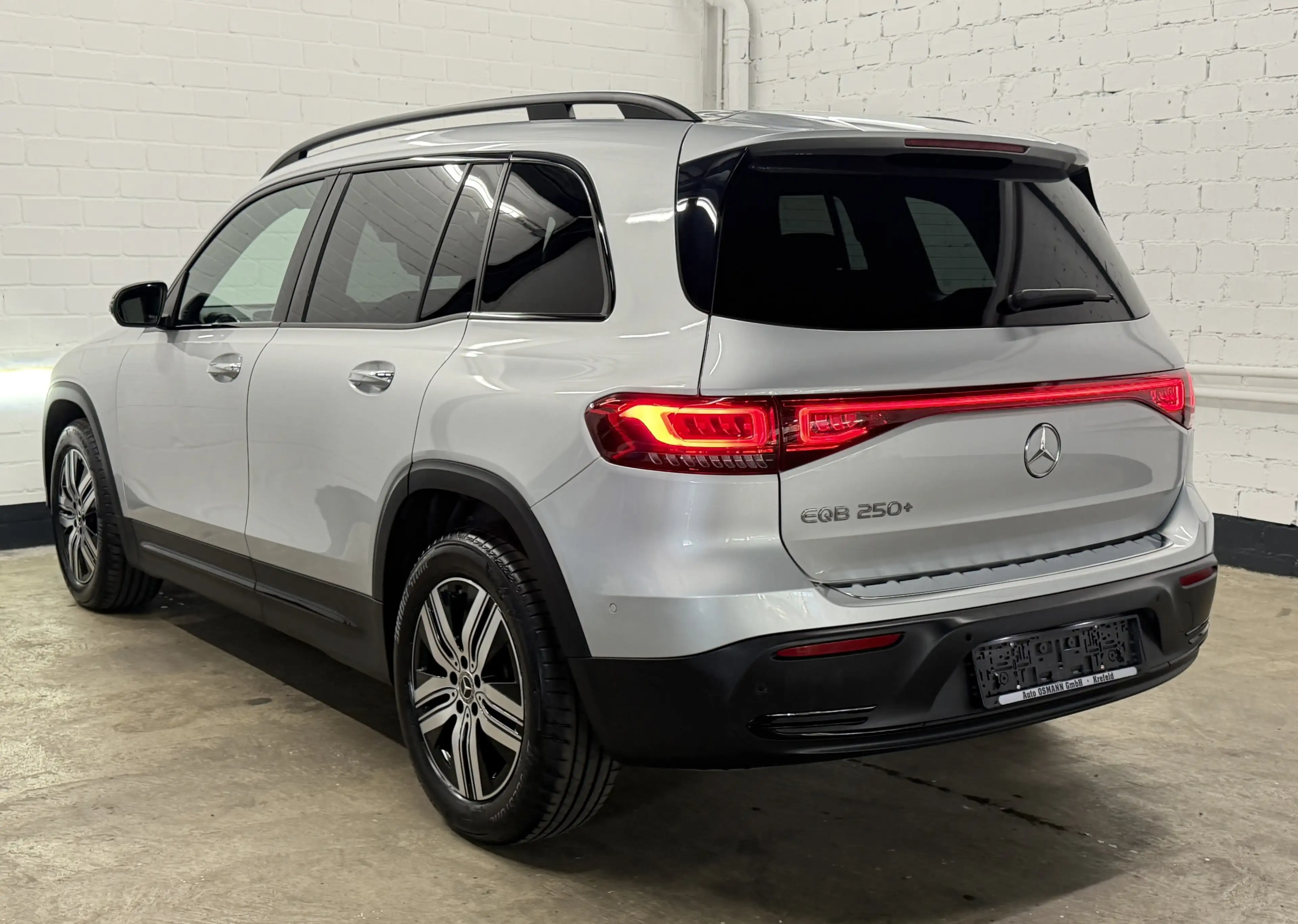 Mercedes-Benz EQB 250 Advanced Plus | Pano | 360° Kam | HUD — photo 7
