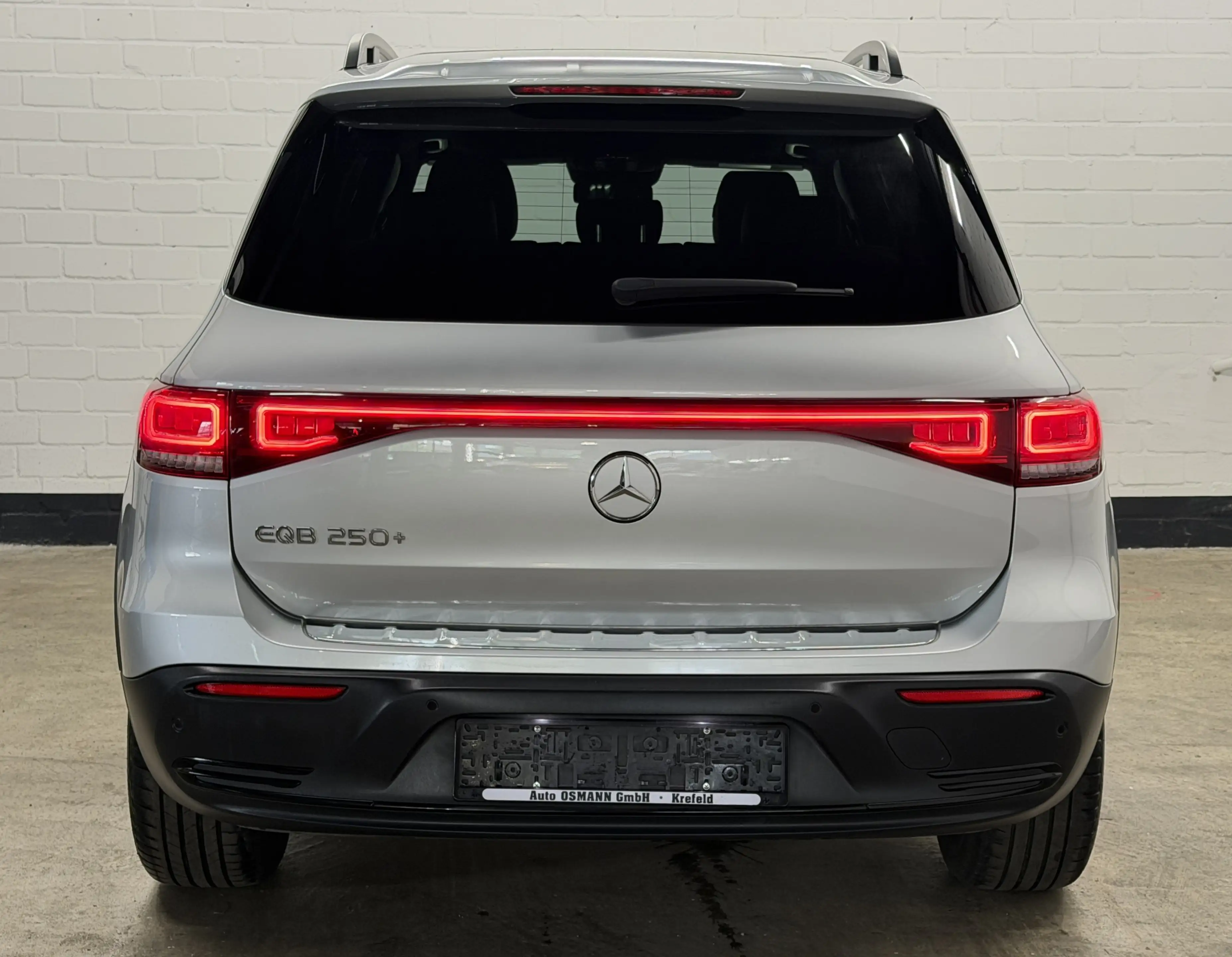 Mercedes-Benz EQB 250 Advanced Plus | Pano | 360° Kam | HUD — photo 6