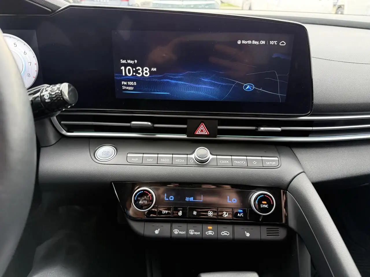 Hyundai ELANTRA снимка Hyundai ELANTRA