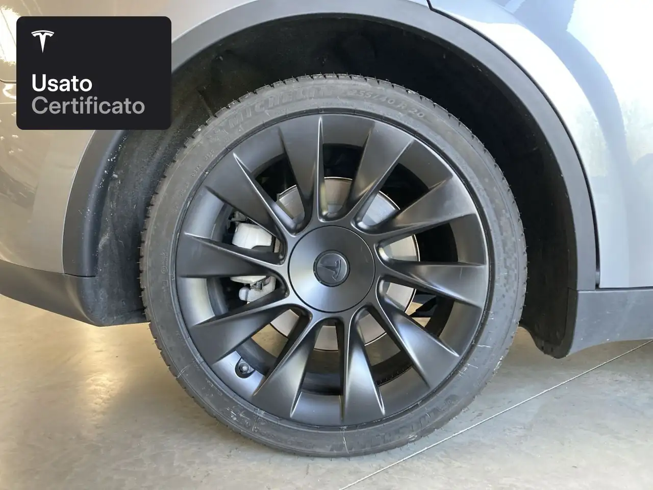 2024 Tesla Model Y Long Range AWD, photograph 10