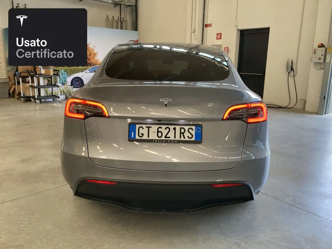 2024 Tesla Model Y Long Range AWD, photograph 8