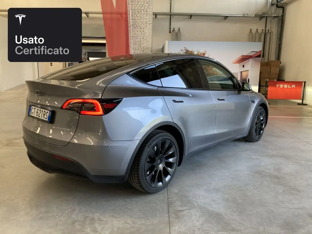 2024 Tesla Model Y Long Range AWD, photograph 9