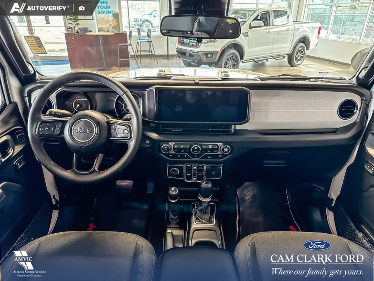 Jeep Gladiator снимка Jeep Gladiator