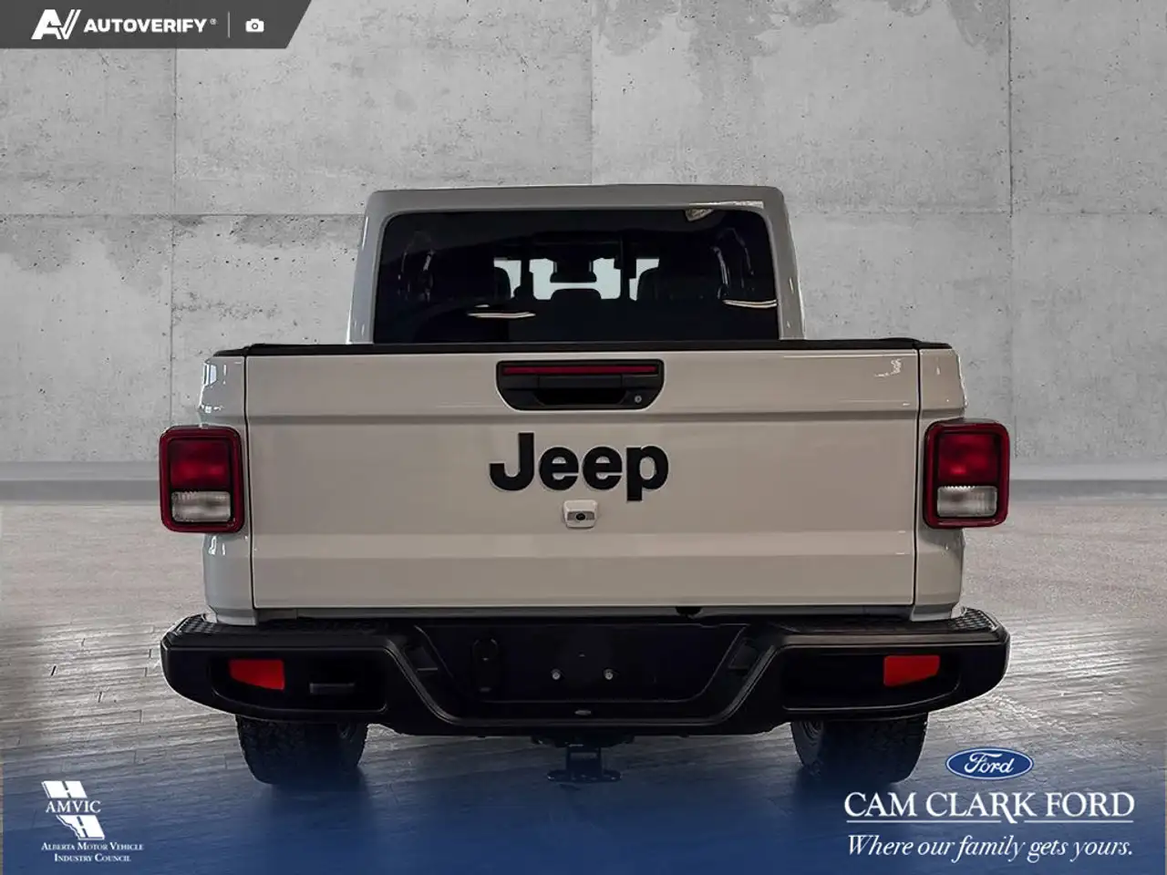 Jeep Gladiator снимка Jeep Gladiator