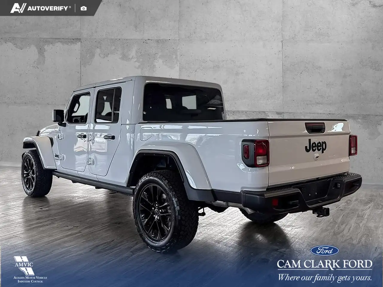 Jeep Gladiator снимка Jeep Gladiator