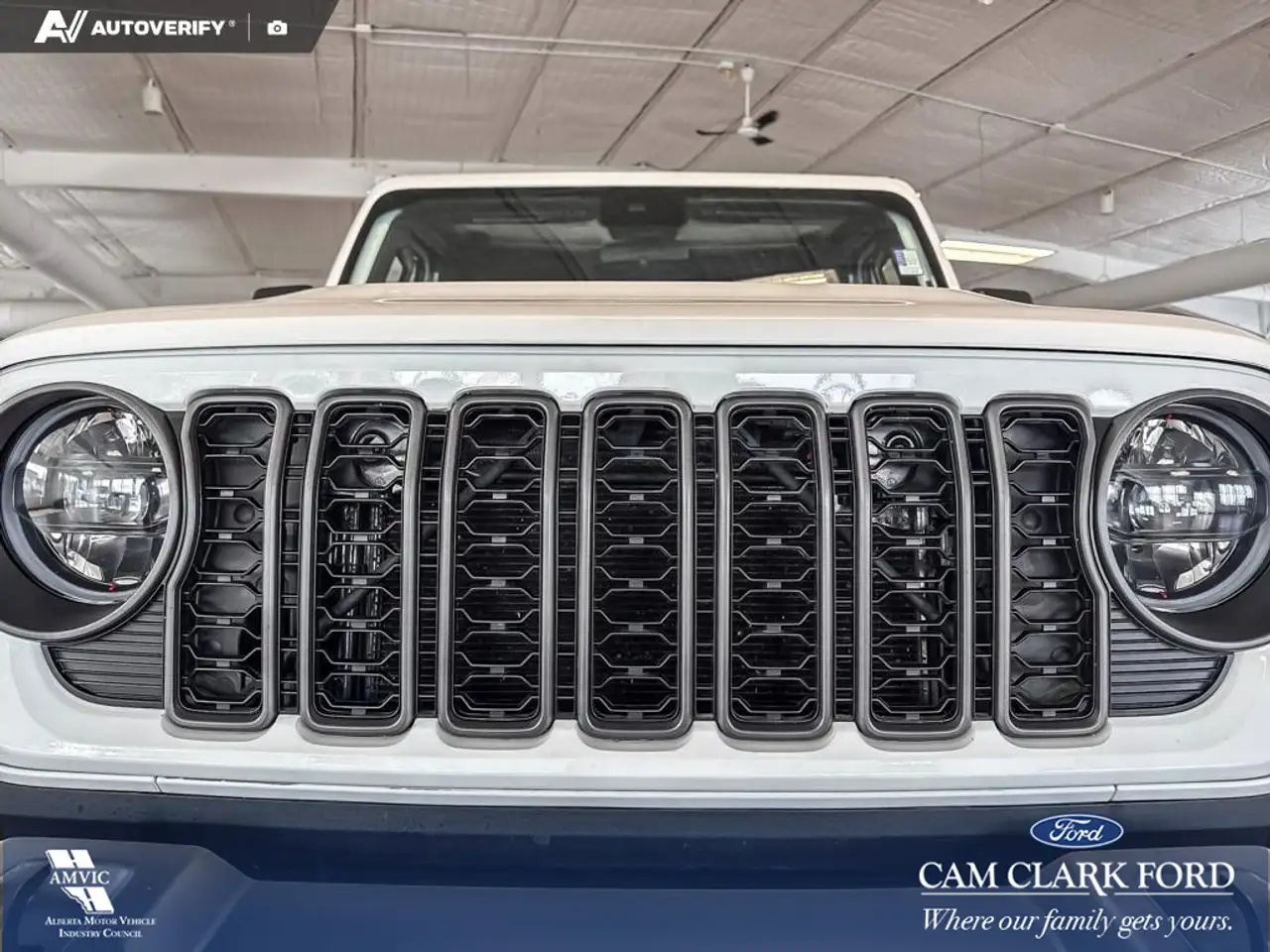 Jeep Gladiator снимка Jeep Gladiator
