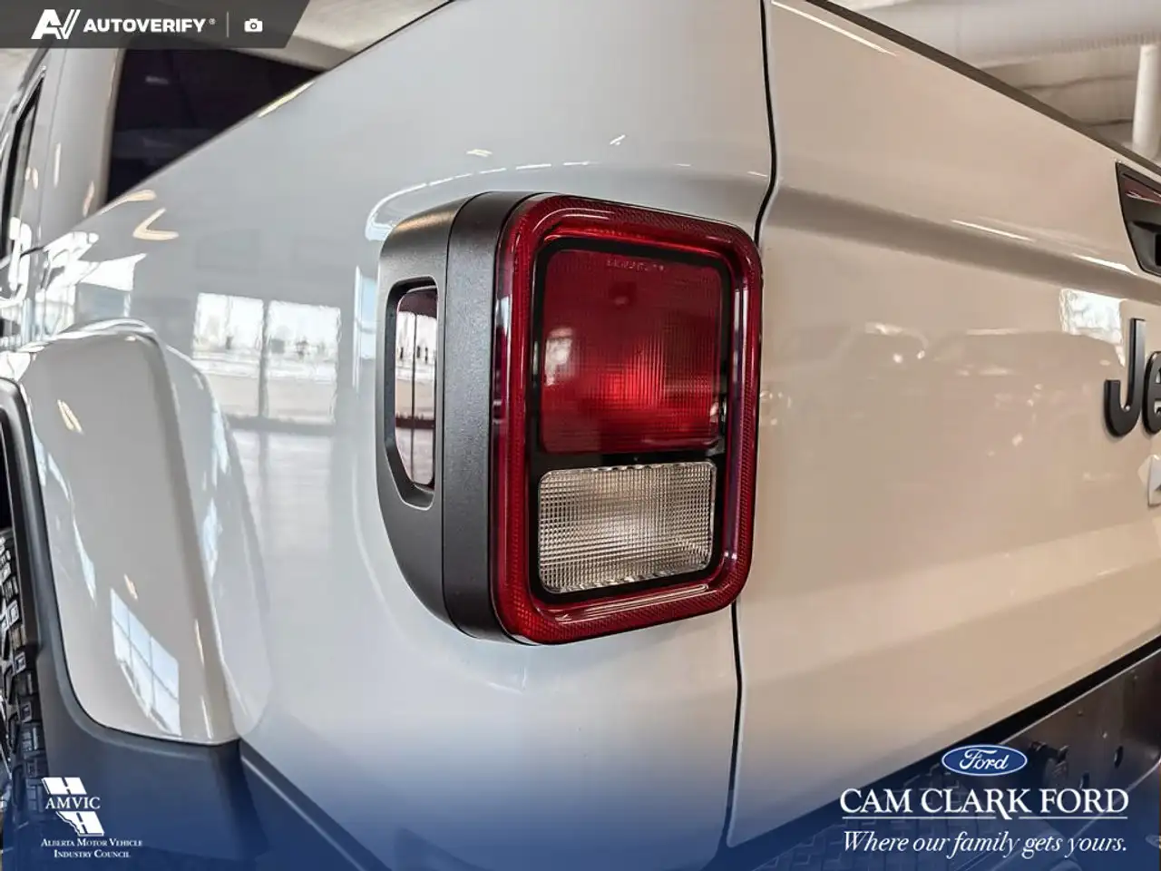 Jeep Gladiator снимка Jeep Gladiator