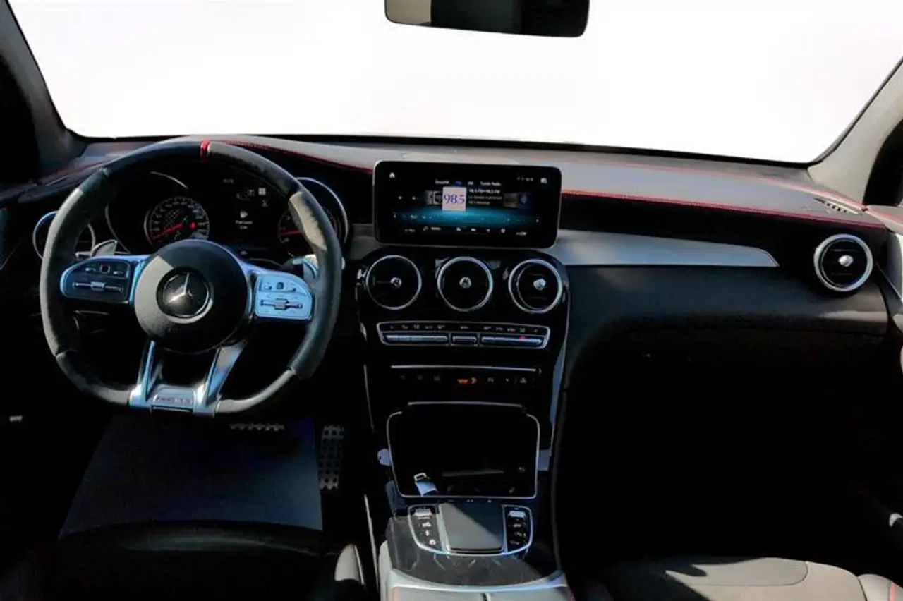 Mercedes-Benz GLC снимка Mercedes-Benz GLC