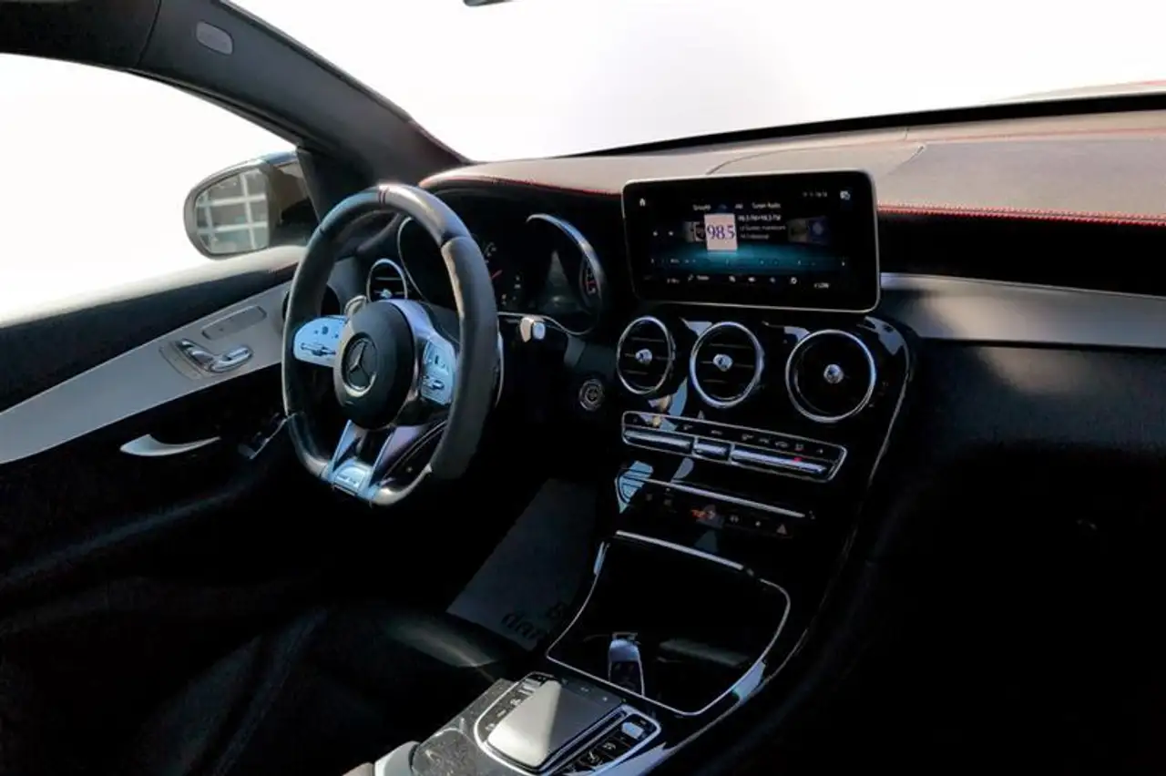 Mercedes-Benz GLC снимка Mercedes-Benz GLC