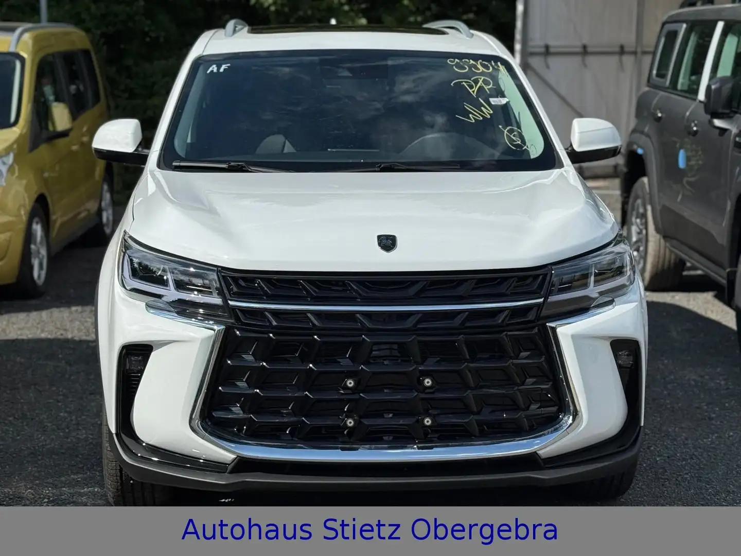 DFSK Forthing 3 DCT, SUV-VAN mit Mega Platz Wit - 2
