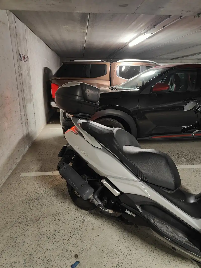 Kymco Downtown 125i Ezüst - 2