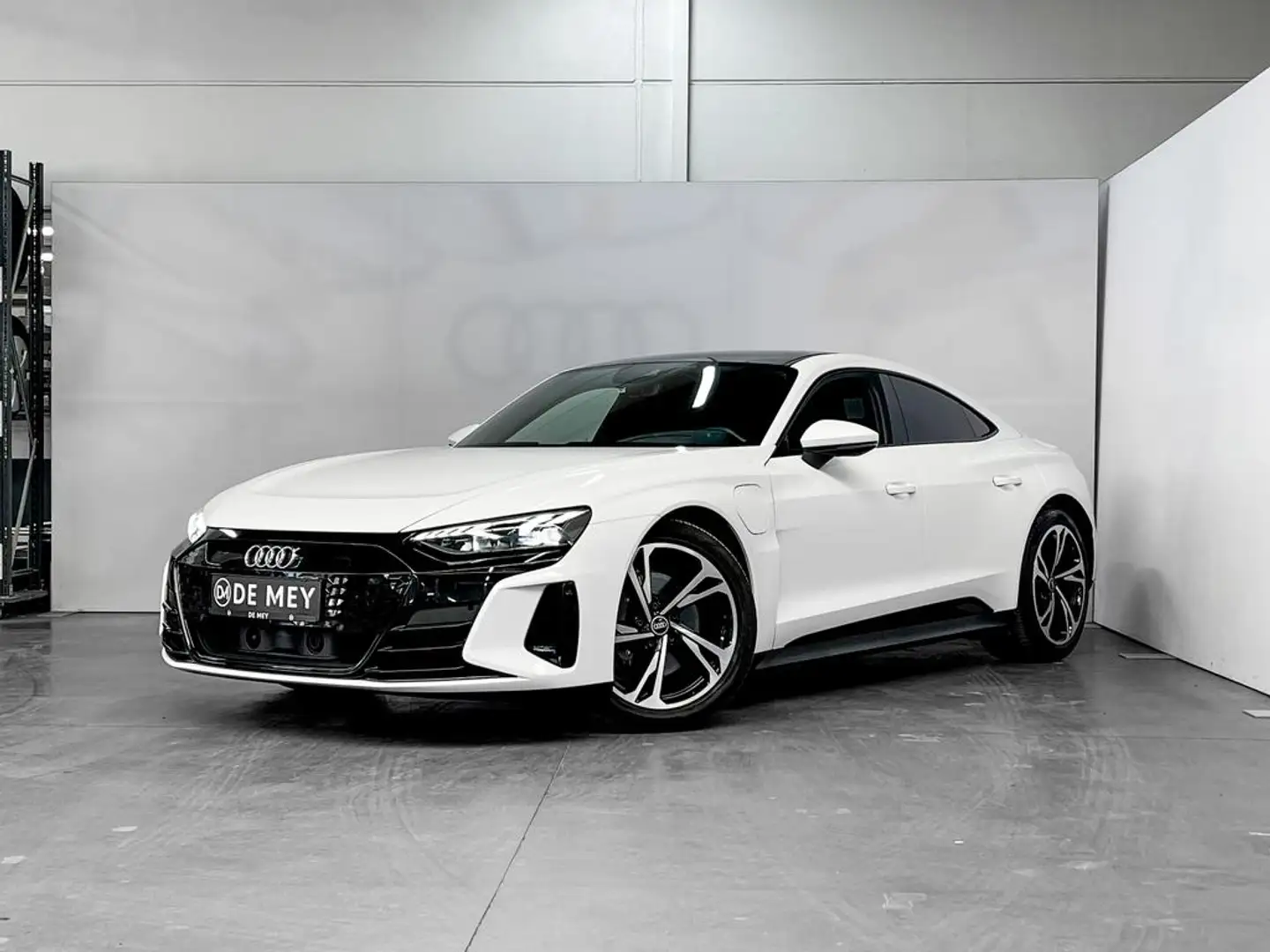 Audi e-tron GT Quattro 476pk / Keyless / Pano / Carplay / Leder / GPS Blanco - 2