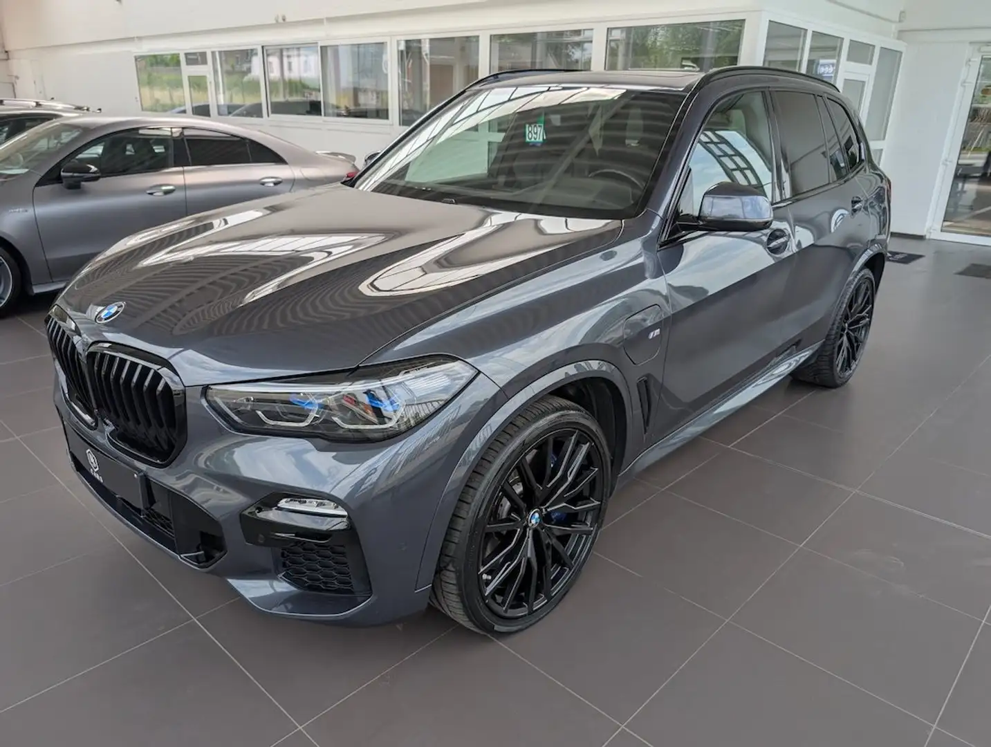 BMW X5 3.0 xDrive45e **GARANTIE+ PACK M+ TOIT PANO+FULL** Gris - 2