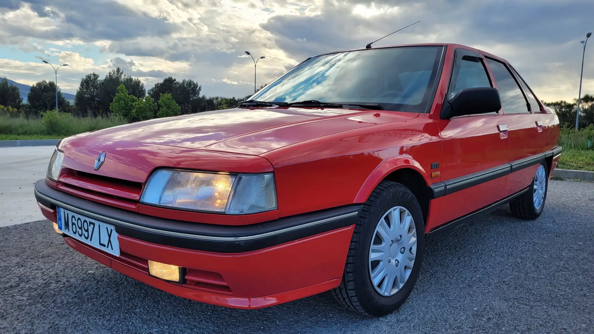 Renault R 21 R21 2.0 GTX ABS A.A. Rouge - 1
