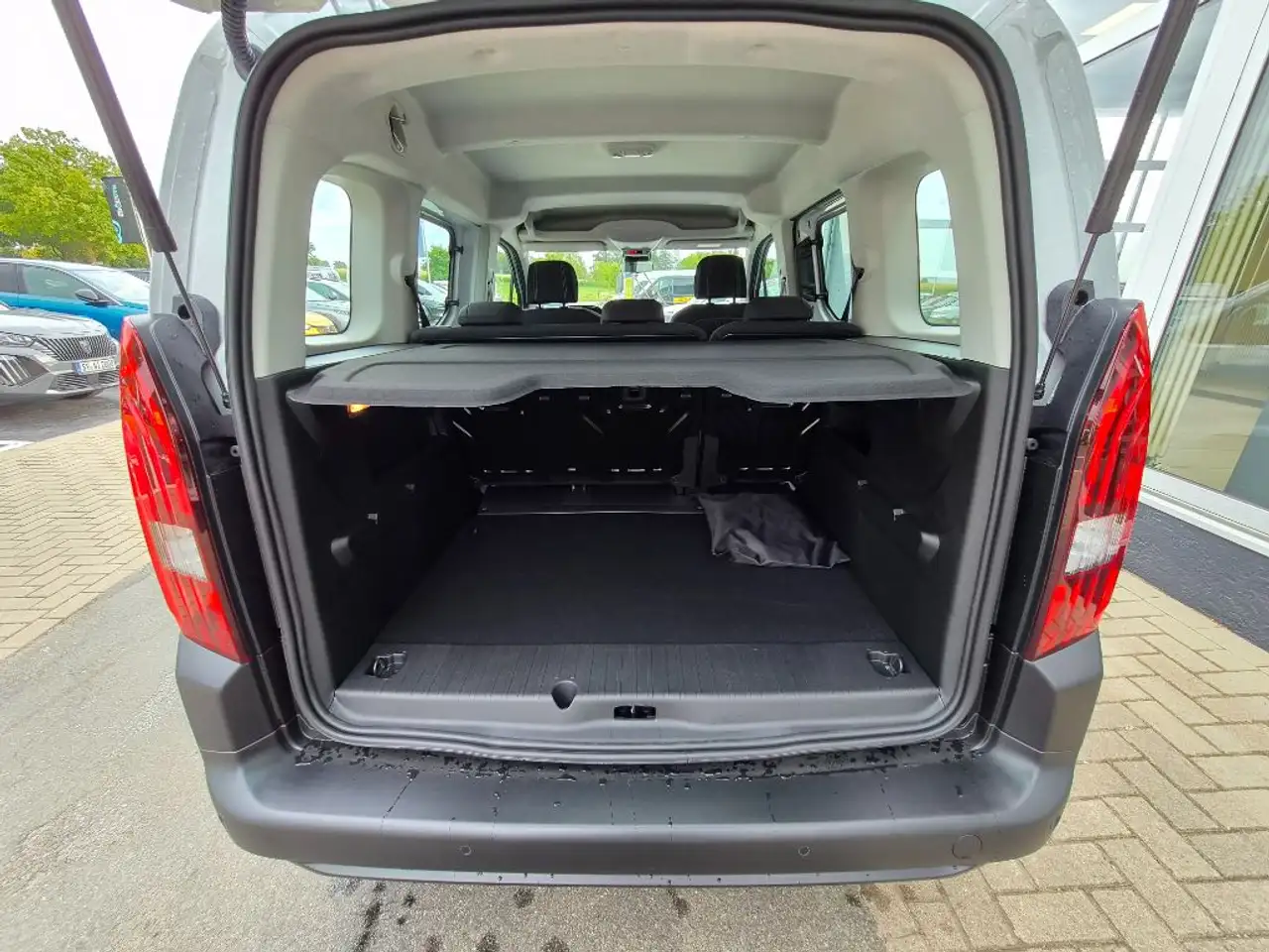 Peugeot Rifter L1 Elektro 136 Allure CCS+LED+KAMERA, миниатюра 11